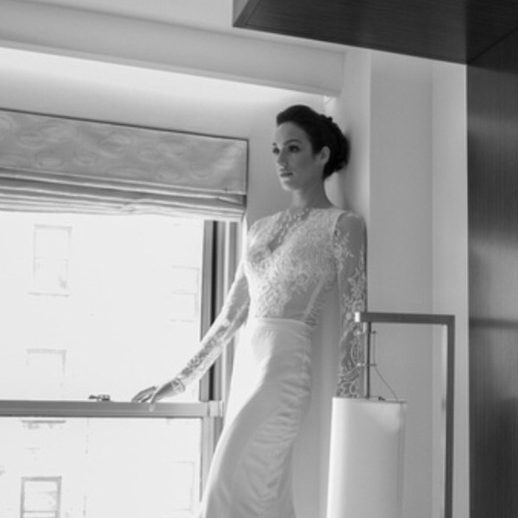 Meet your Posher, Lauren - Picture 1 of 1